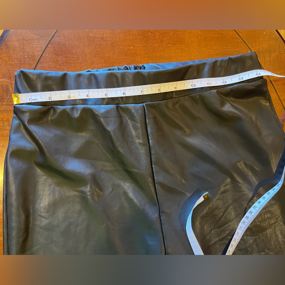 Anthropologie faux leather slit pants / leggings. Stretchy waist. Black. Size M - Picture 7 of 11